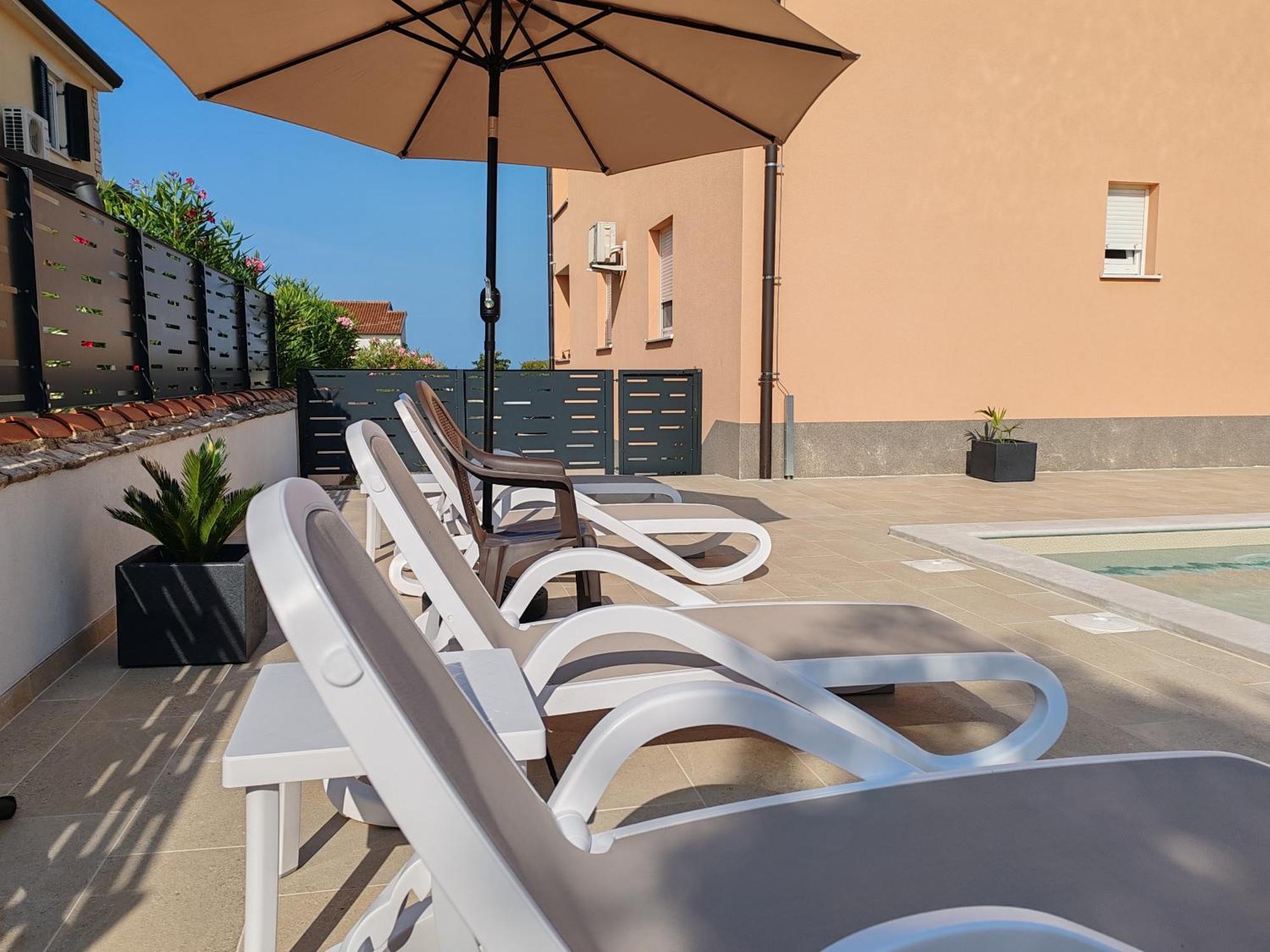 Apartments Oleander Lovrecica-Residence With Pool Esterno foto