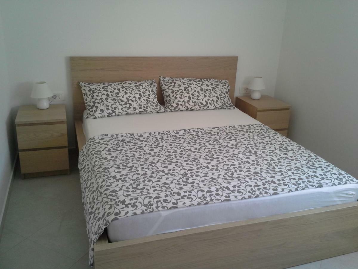 Apartments Oleander Lovrecica-Residence With Pool Esterno foto